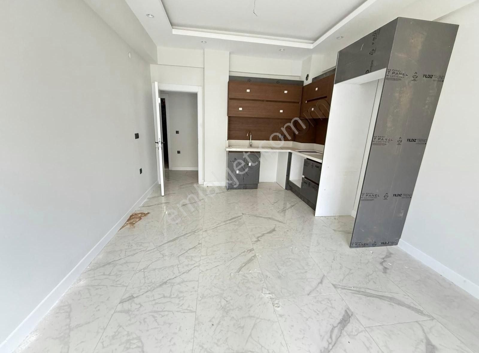 Kuşadasında Havuzlu Süper Sitede Satılık Sıfır 3+1 Bahçe Katı - Görsel 7