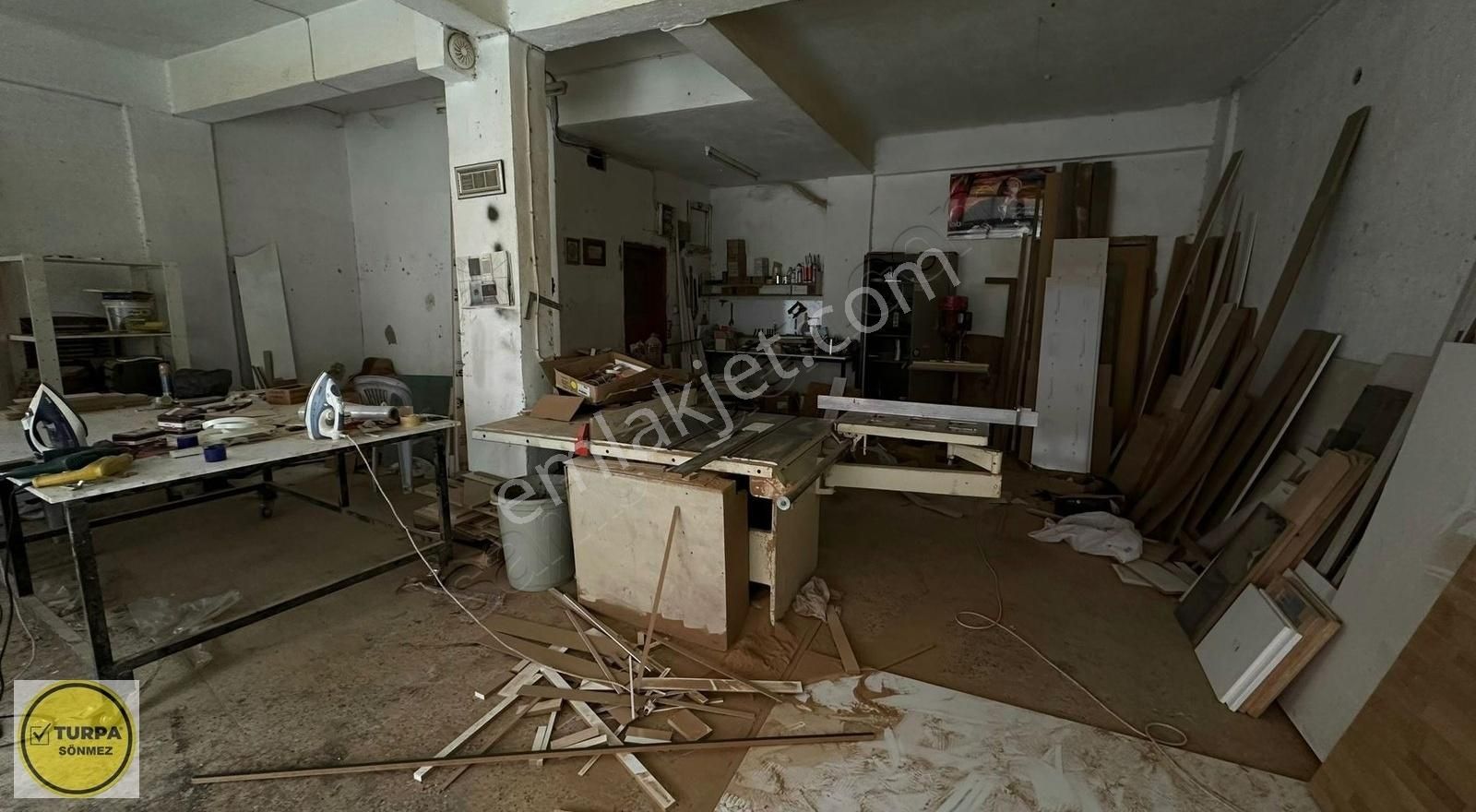 Turpa Sönmezden Karabağlarda Yatırıma Uygun Dükkan - Görsel 4