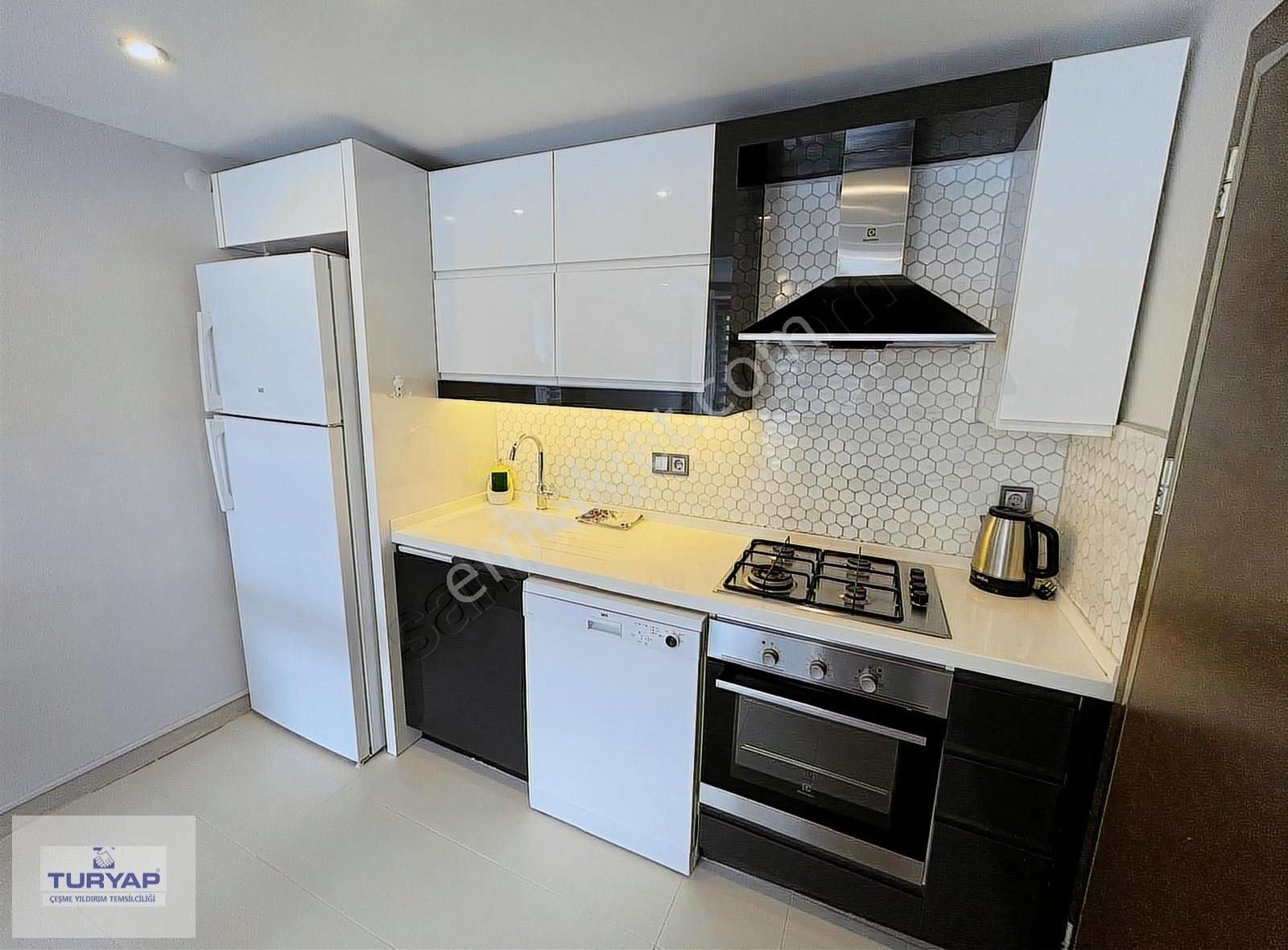 Turyap Çeşme Ilıca'da Denize Yakın Kiralık 1+1 Daire - Görsel 11