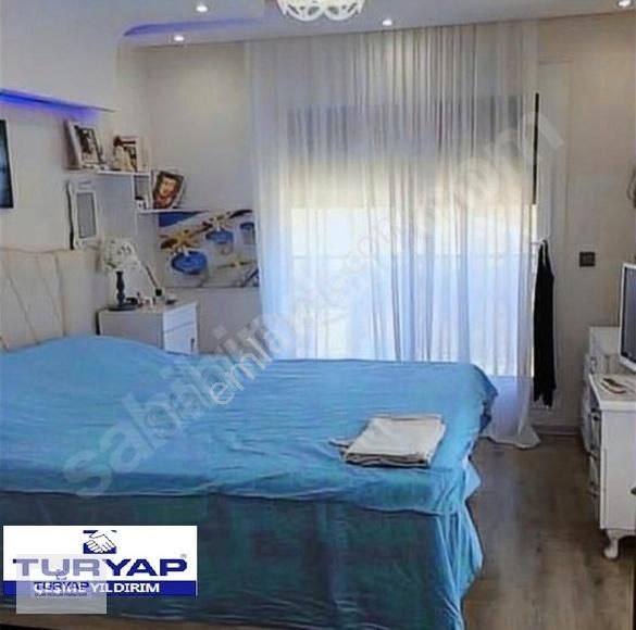 Turyap Çeşme Şifnede Satılık Bahçeli 2+1 Ferah Villa - Görsel 2