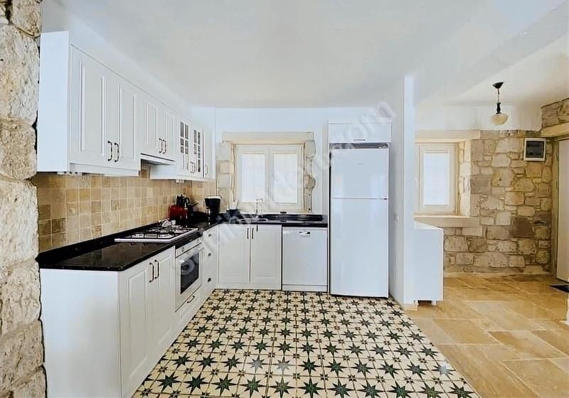 Turyap'tan Çeşme Alaçatı Macımemşte Havuzlu Kiralık Villa - Görsel 7