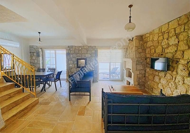 Turyap'tan Çeşme Alaçatı Macımemşte Havuzlu Kiralık Villa - Görsel 6