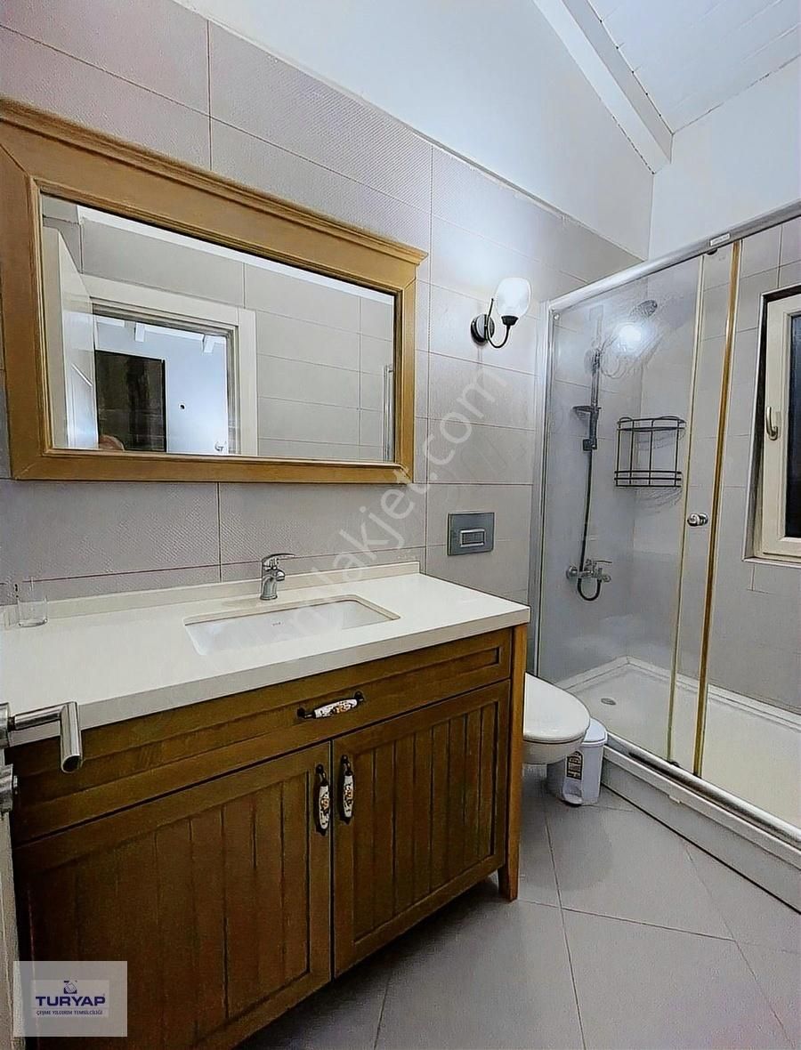 Turyap Çeşme Alaçatı'da Kiralık Müstakil Havuzlu 4+1 Villa - Görsel 18