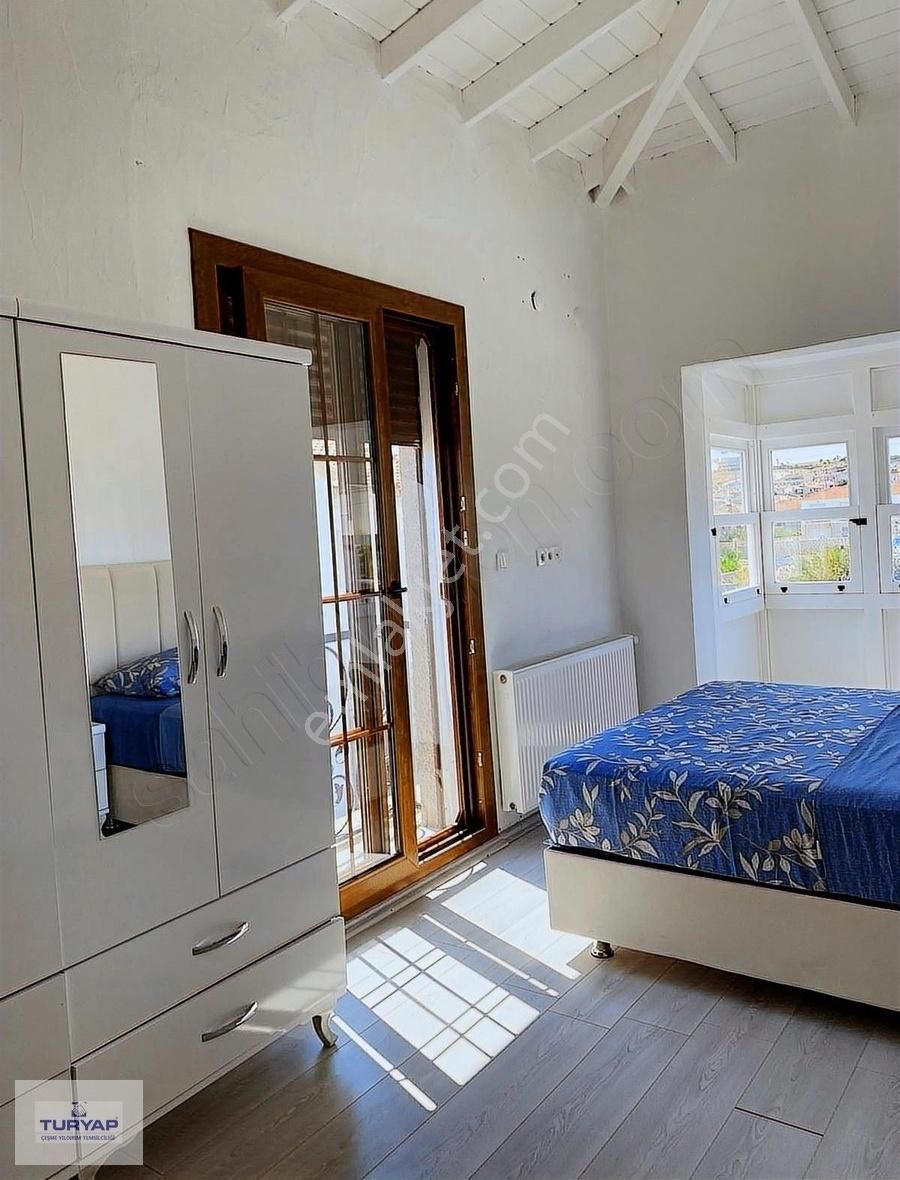 Turyap Çeşme Alaçatı'da Kiralık Müstakil Havuzlu 4+1 Villa - Görsel 7