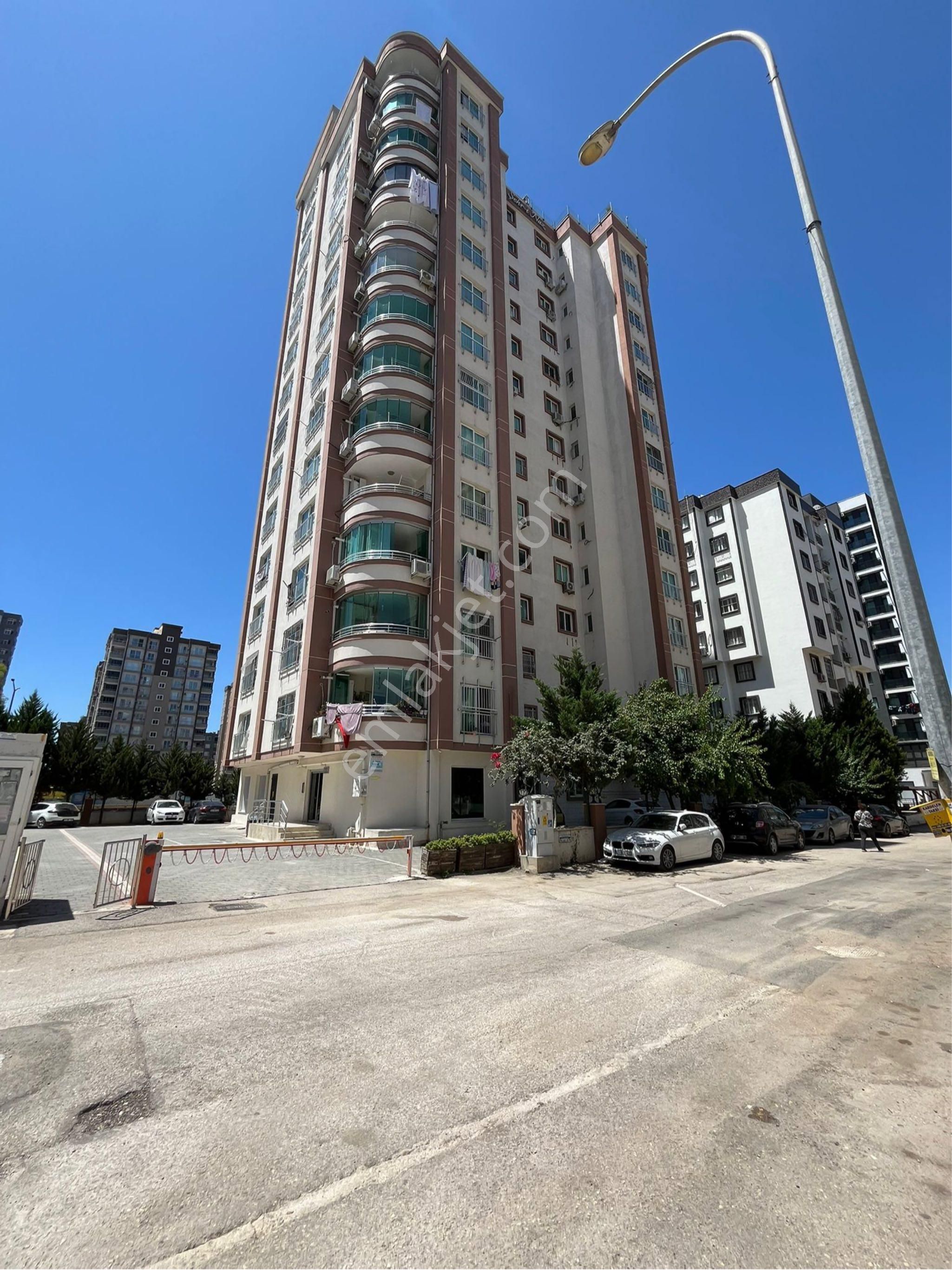 E.banyolu G.odalı 2+1 Kiralık