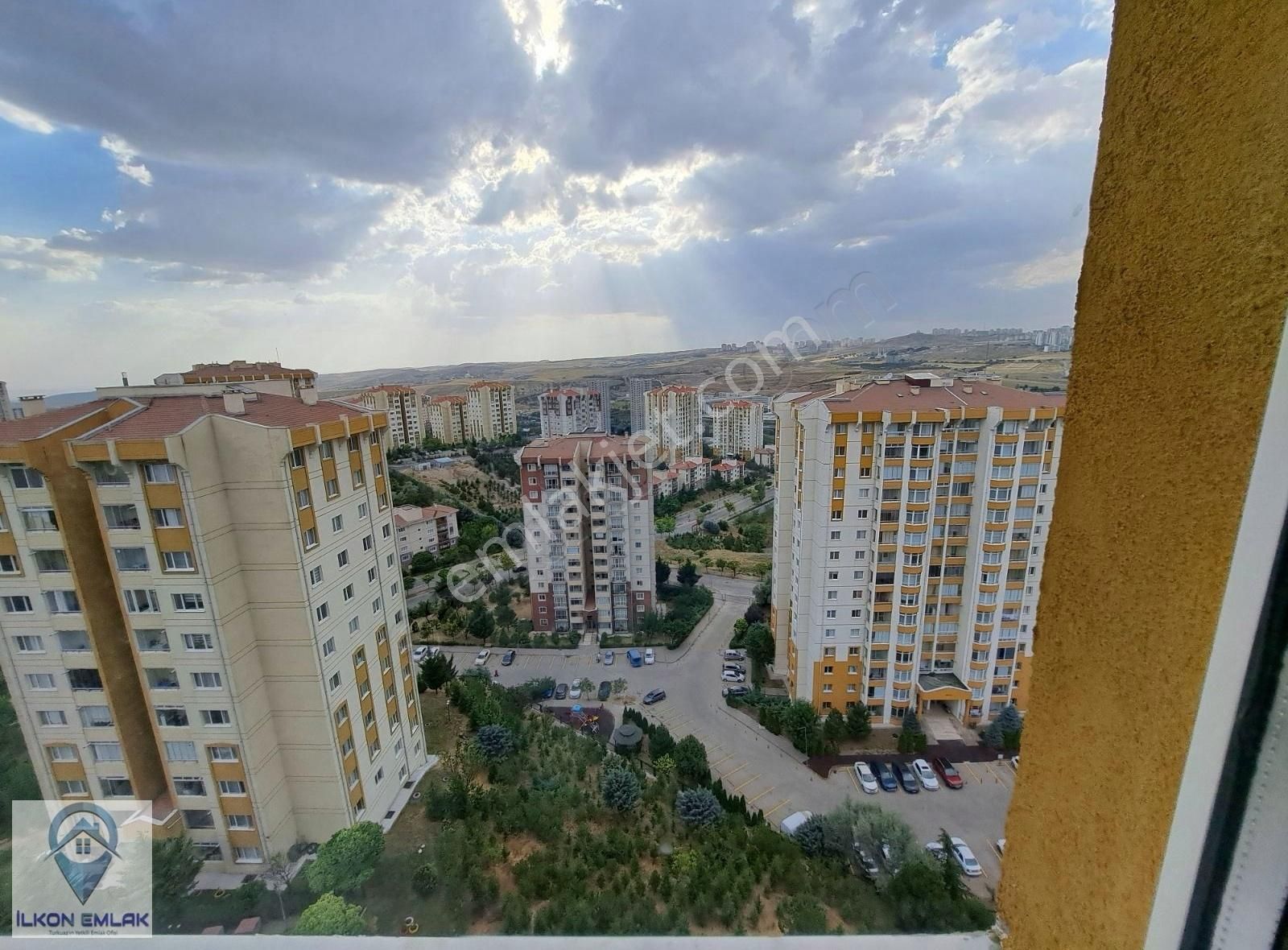 Turkuazda Migros Yakını Düzgün Eşyali 2+1