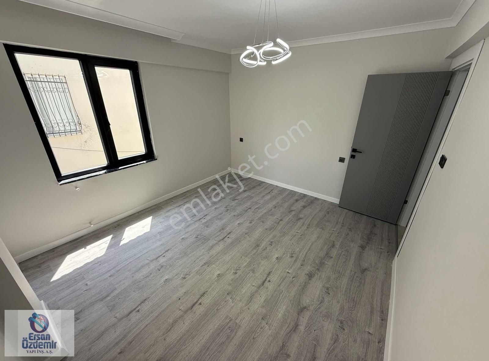 Ersan Özdemir İnşaattan Akçay'da Daire Fiyatına 4+1 Müstakil Ev - Görsel 17