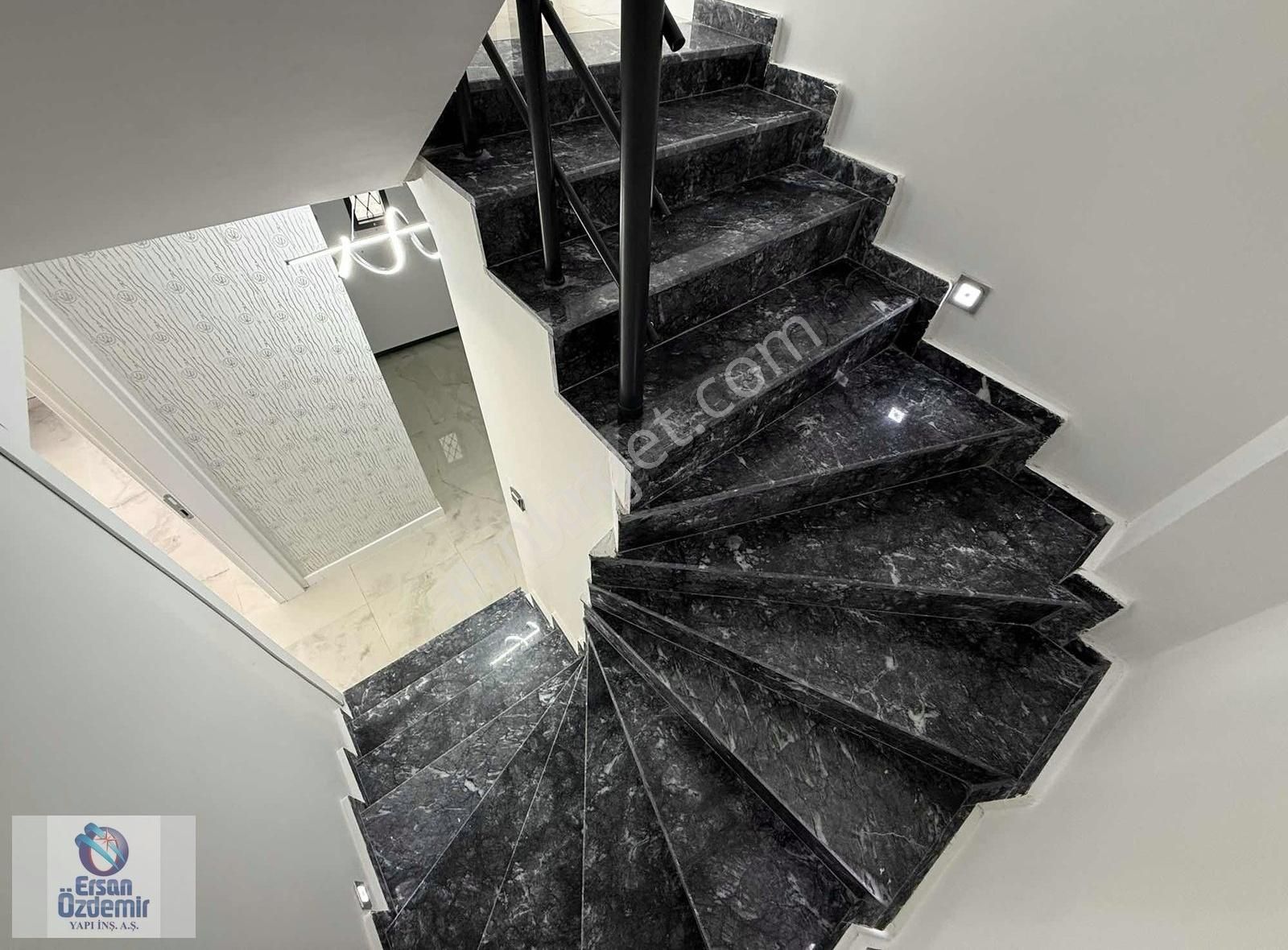 Ersan Özdemir İnşaattan Akçay'da Daire Fiyatına 4+1 Müstakil Ev - Görsel 25