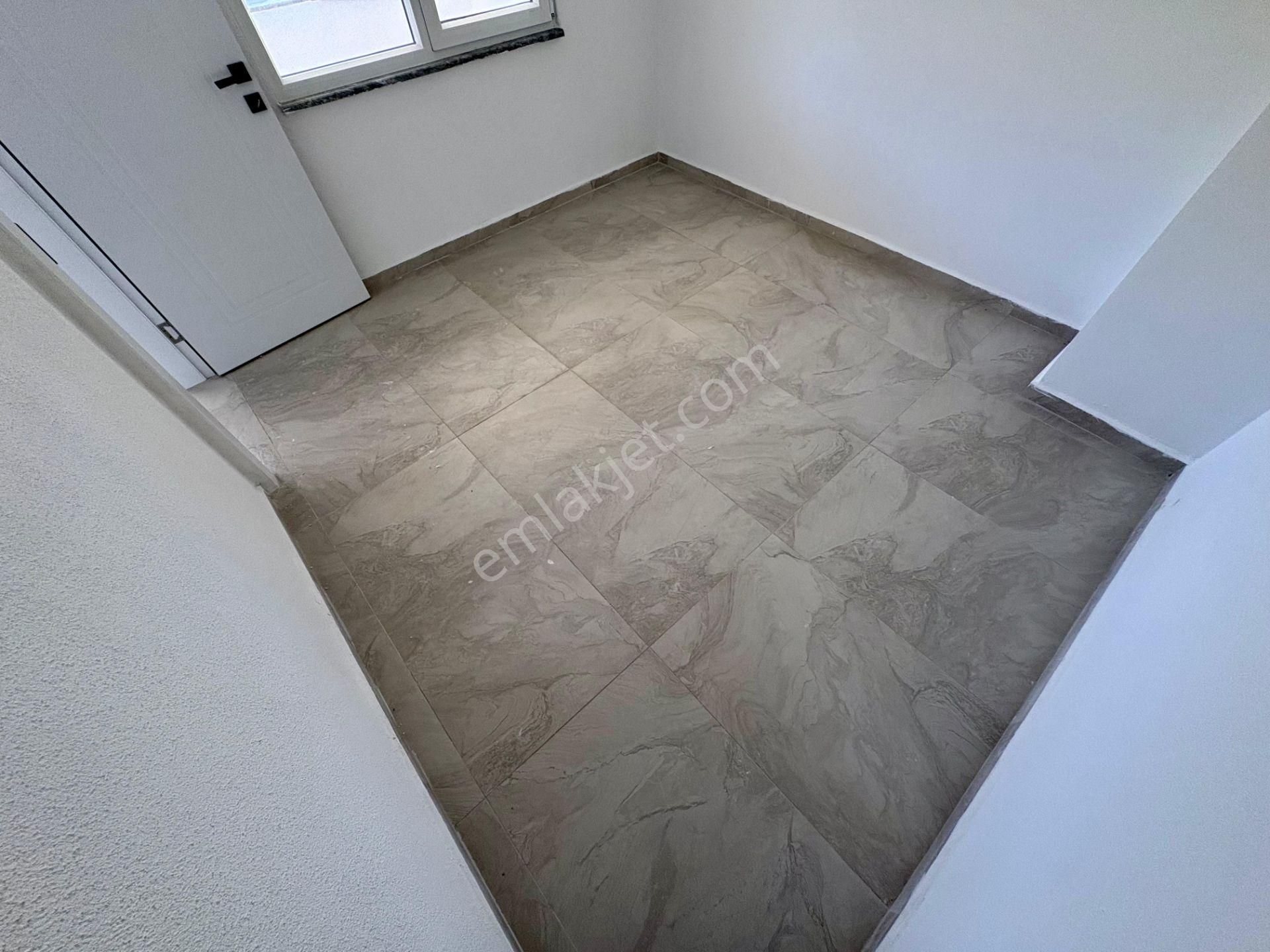 Akçay Sezgin Emlaktan Gürede Doğa İle İç İçe Triplex Kelepir Villa - Görsel 14