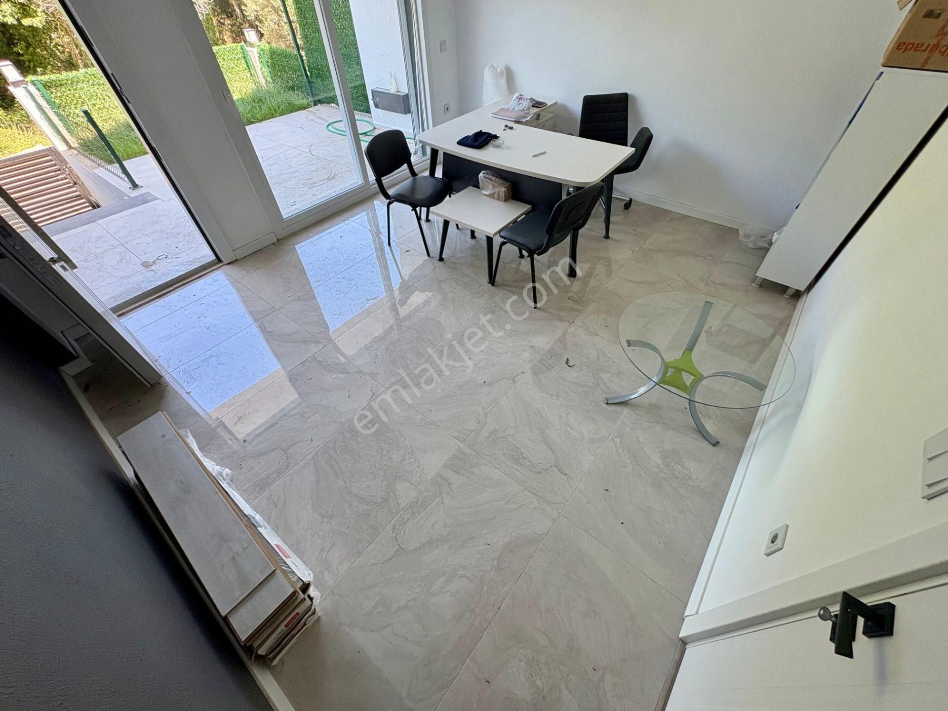 Akçay Sezgin Emlaktan Gürede Doğa İle İç İçe Triplex Kelepir Villa - Görsel 10