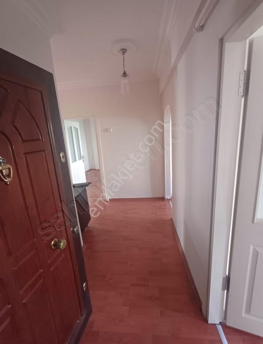 M.kemal Paşada Cadde Üzeri Kiralık 3+1 Daire