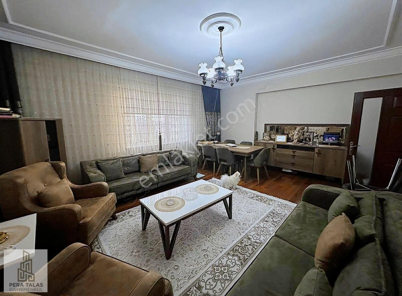 Geniş 3+1 Satılık Harika Lokasyon