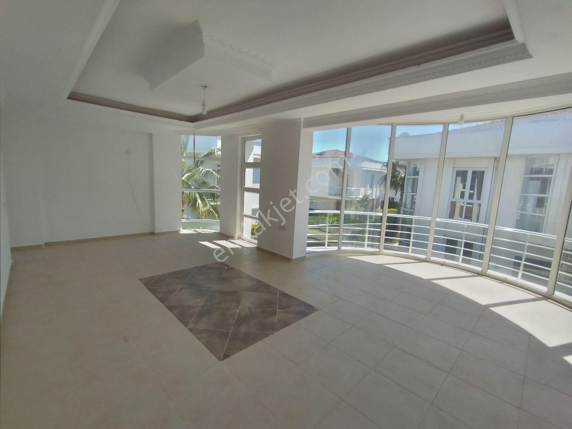 Belek Ocean Sitesinde Havuzlu Denize Yakın 4+1 350 M² Dubleks Villa - Görsel 12
