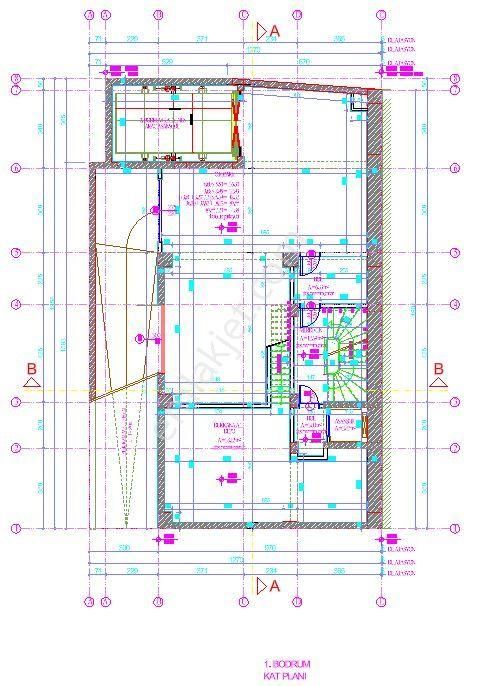Koşuyolu’nda 13 Yaşında 1.084 M2 Kapalı Alanlı Satılık Bina - Görsel 8