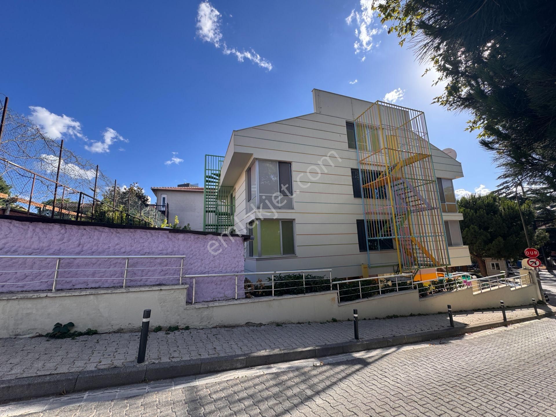 Koşuyolu’nda 13 Yaşında 1.084 M2 Kapalı Alanlı Satılık Bina - Görsel 18