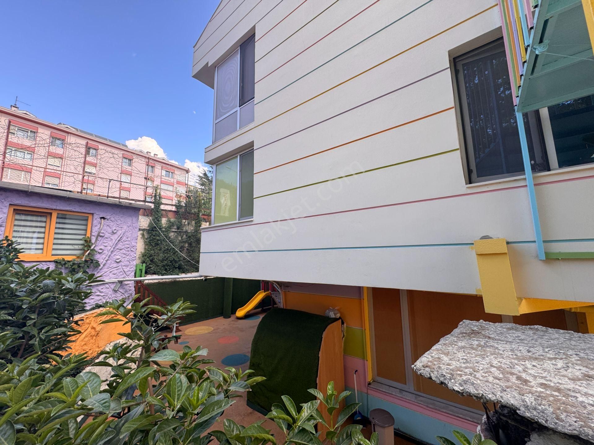 Koşuyolu’nda 13 Yaşında 1.084 M2 Kapalı Alanlı Satılık Bina - Görsel 26