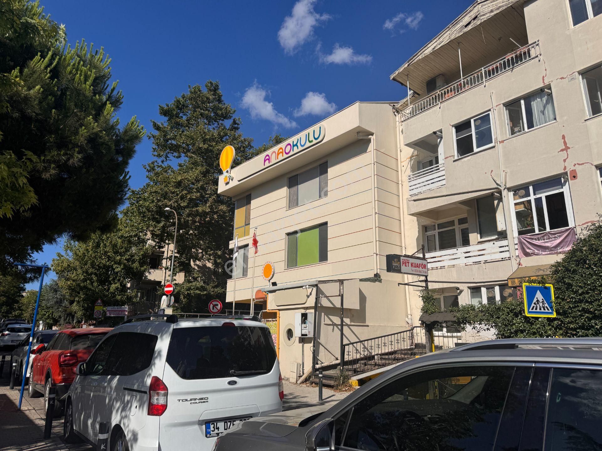 Koşuyolu’nda 13 Yaşında 1.084 M2 Kapalı Alanlı Satılık Bina - Görsel 5