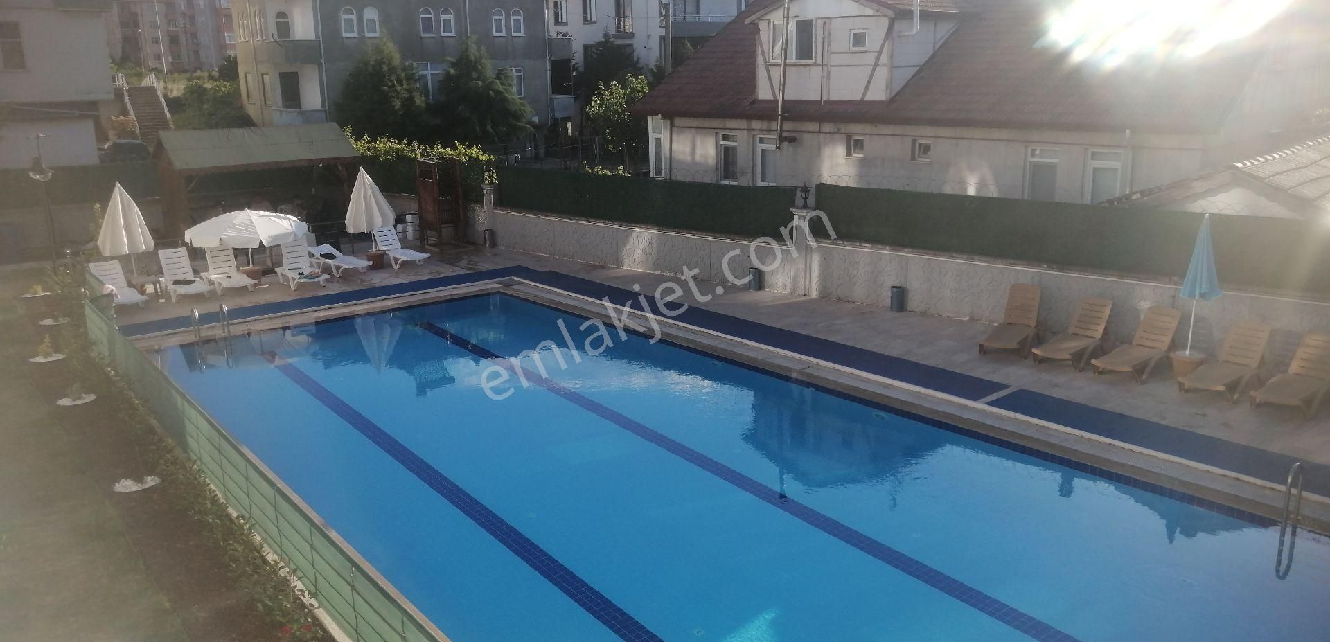 Karasuda Site İçi Satılık Havuzlu Daire