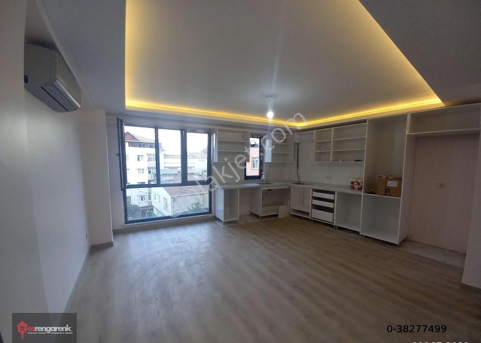 7638 Rengarenk Ten Kasımpaşa Merkezde Sıfır Binada 110m2 Daire