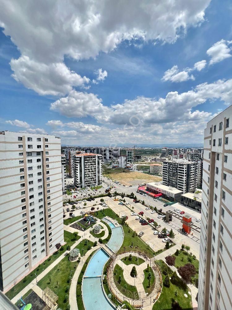 C21 Vizyon'dan Gölde Luxe Konutlarında Giyinme Odalı Çift Balkonlu Bölgenin Eşsiz Dairesi!