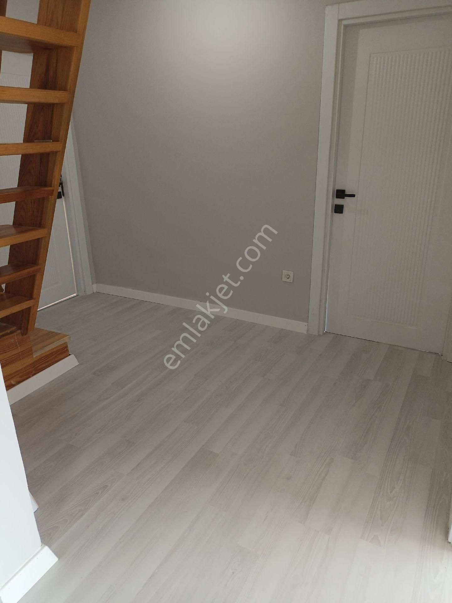 Sitede Sahibinden Yatırımlık Mükemmel Konumda Ucuz Dubleks Daire - Görsel 27