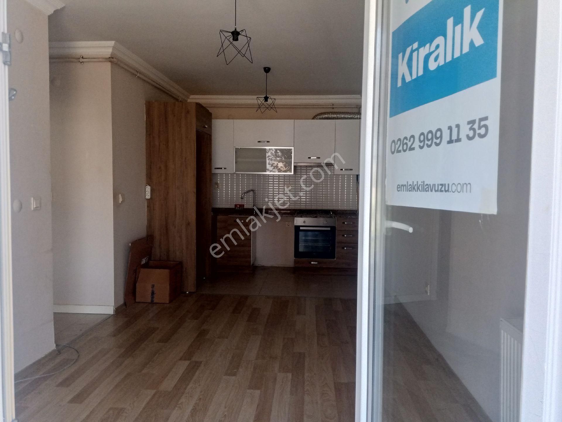 Kiralık Kavanium Bağçeşme Sitesinde 1+1 Daire