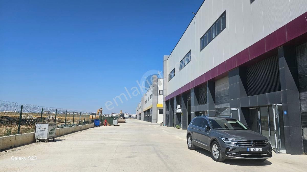 Çierkezköy Kapaklı Model Sanayi Sitesinde Kiralık Fabrika