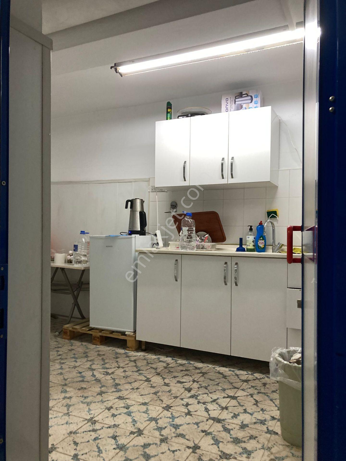 Hürriyet Cad. Üzeri Satılık Kurumsal Kiracılı 590m² Dükkan - Görsel 32
