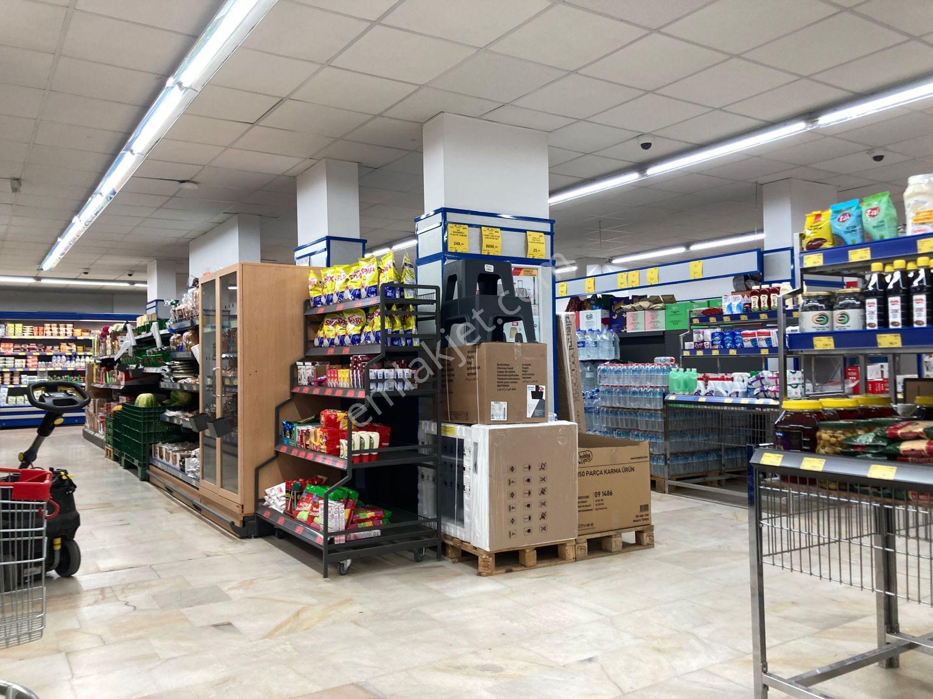 Hürriyet Cad. Üzeri Satılık Kurumsal Kiracılı 590m² Dükkan - Görsel 19