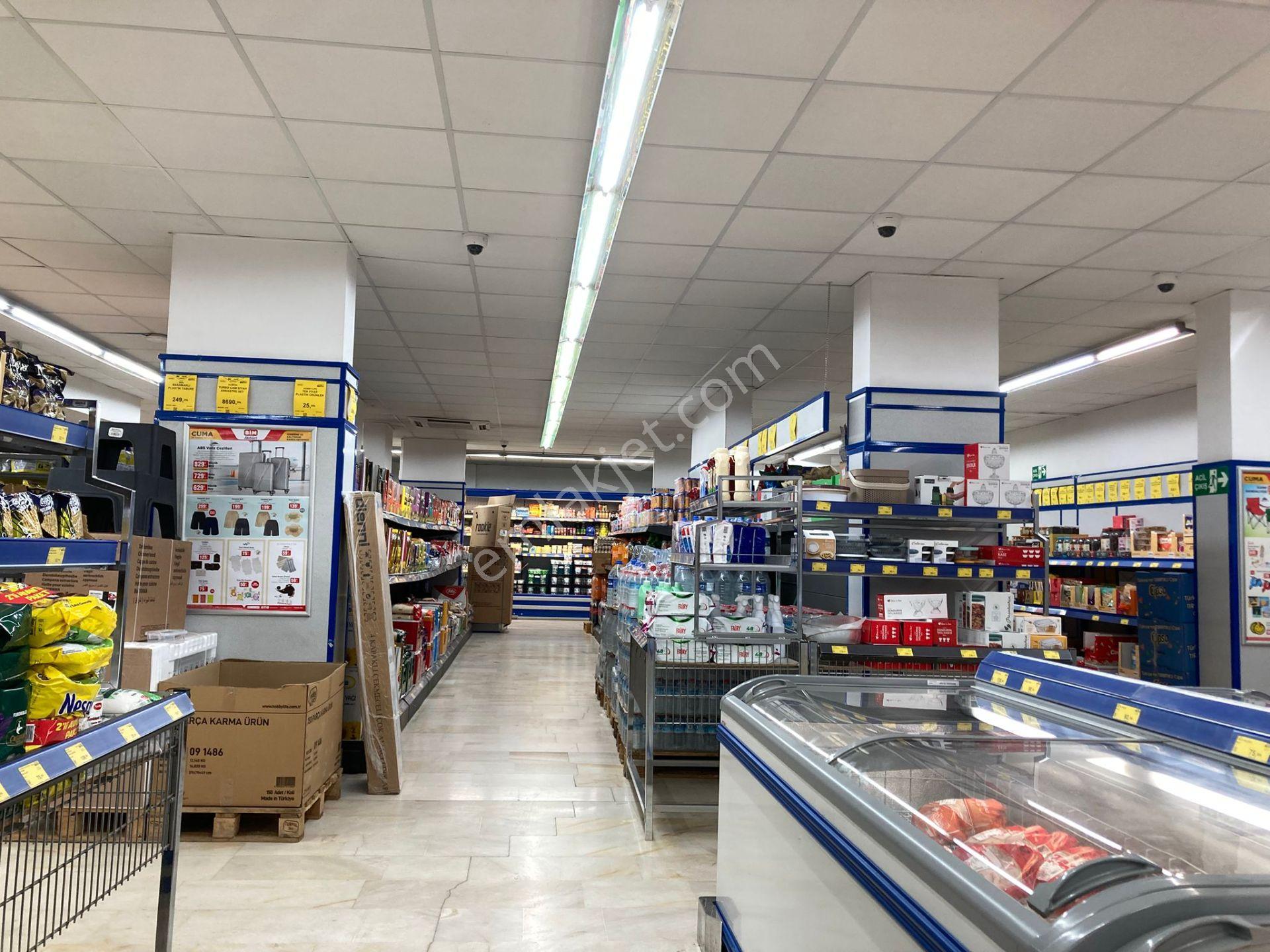 Hürriyet Cad. Üzeri Satılık Kurumsal Kiracılı 590m² Dükkan - Görsel 16