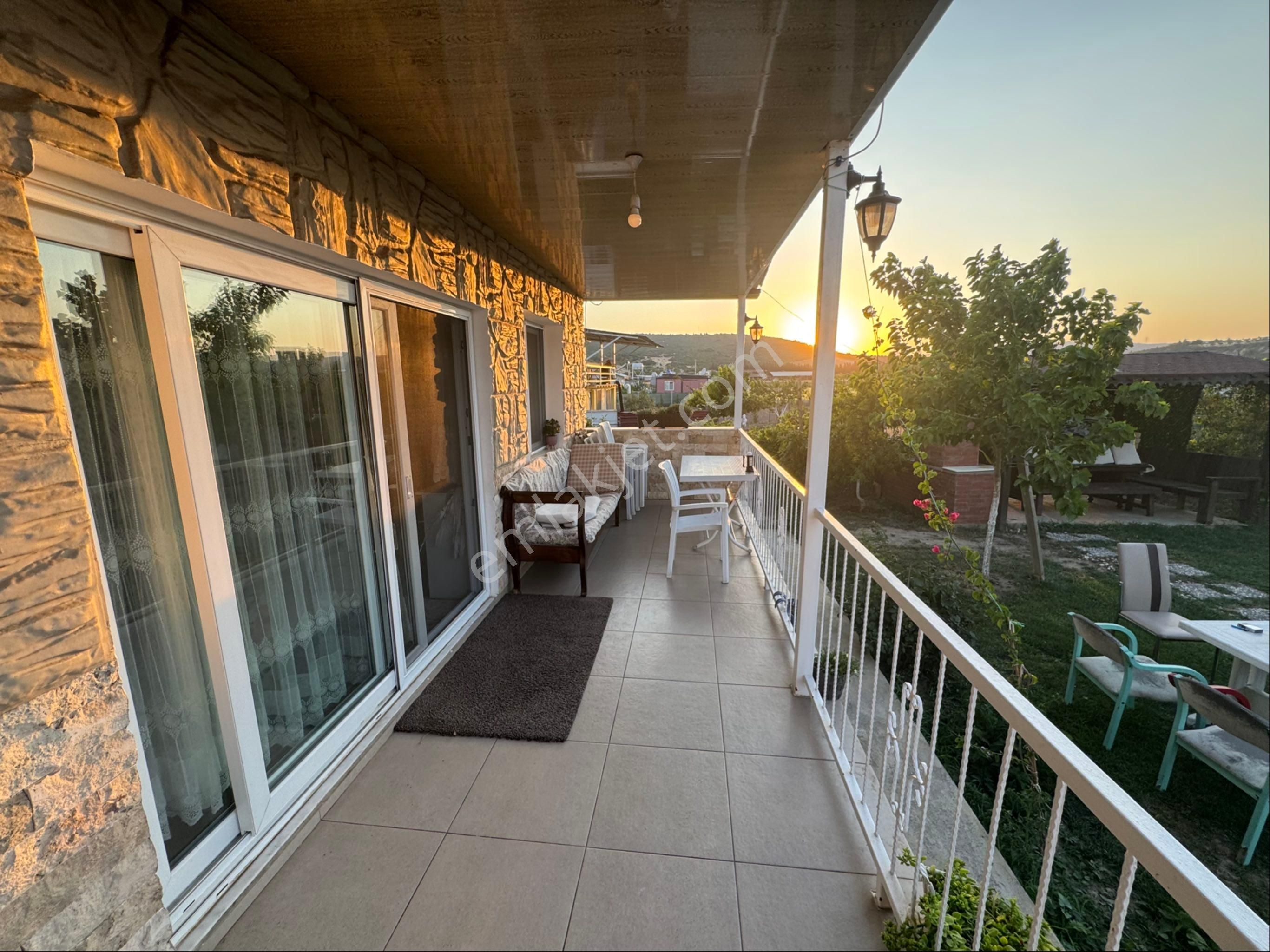 Foça Yolu Üzerinde 550 M2 Arsa Üzerinde Satılık 2+1 Müstakil Ev - Görsel 14