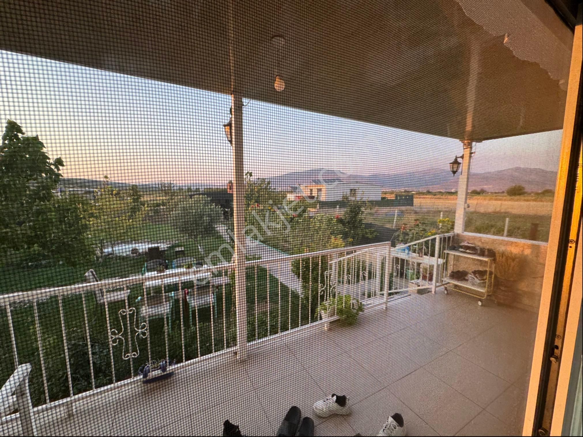 Foça Yolu Üzerinde 550 M2 Arsa Üzerinde Satılık 2+1 Müstakil Ev - Görsel 25