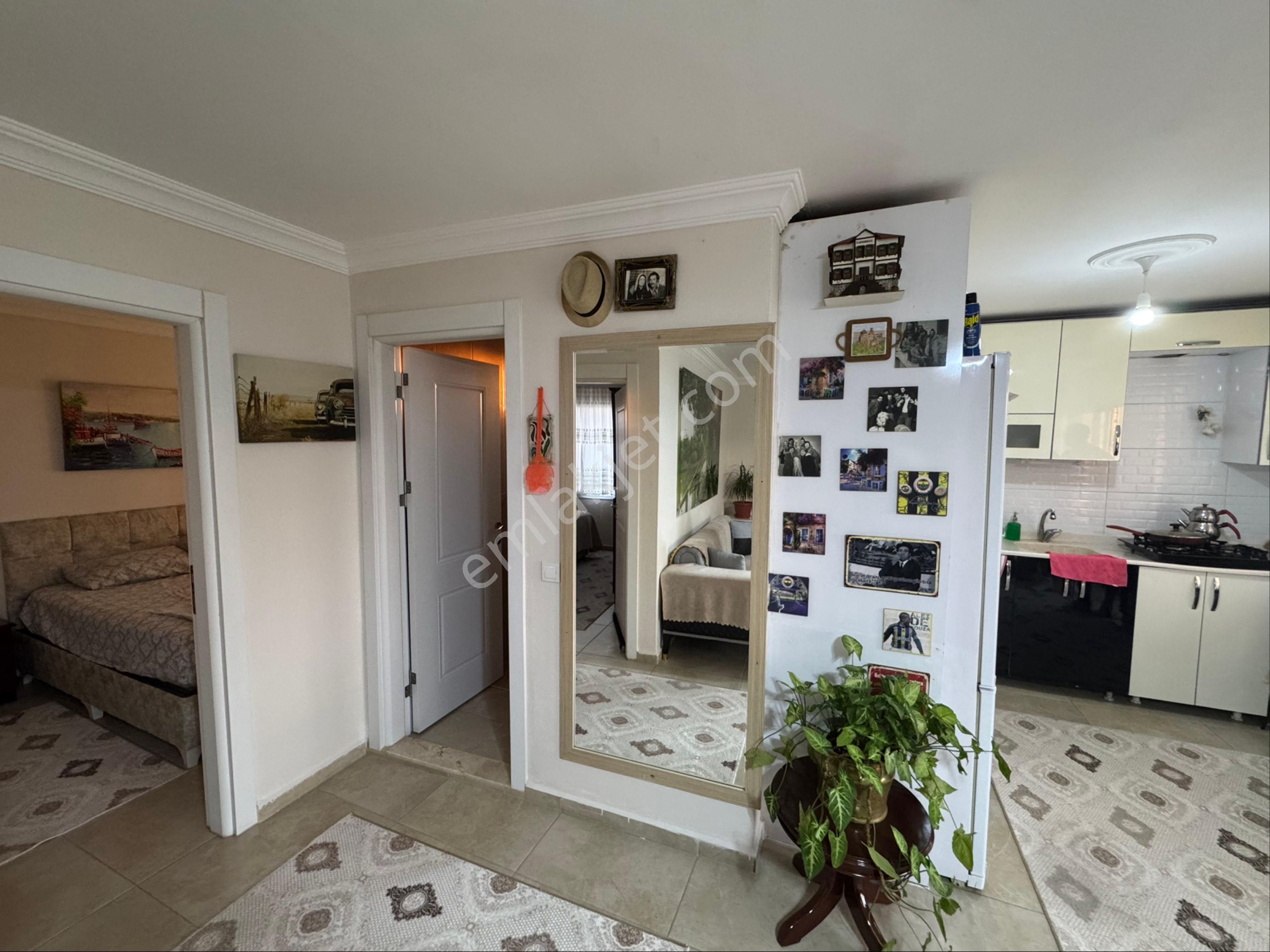 Foça Yolu Üzerinde 550 M2 Arsa Üzerinde Satılık 2+1 Müstakil Ev - Görsel 18