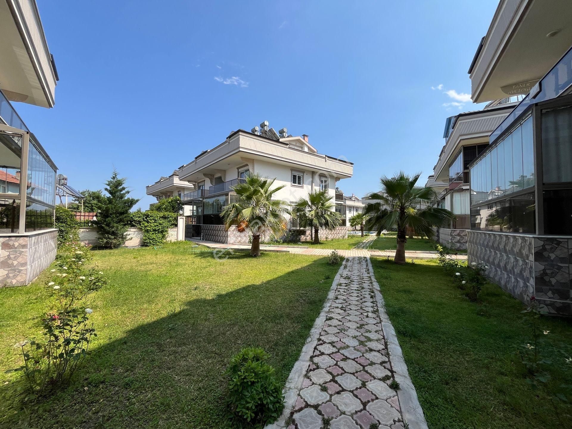 Kuzdere'de Lüx Site İçinde Satılık 4+1 Geniş Daireler - Görsel 33