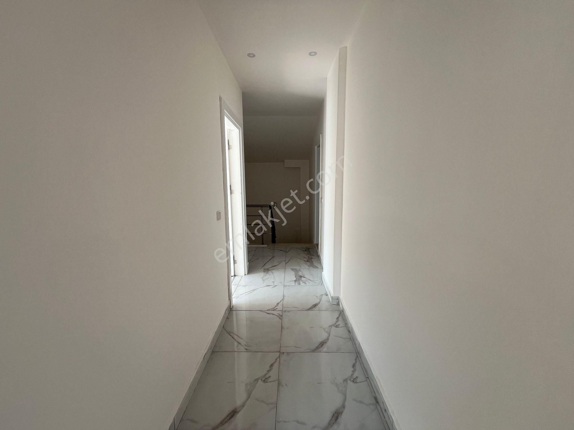 Kuzdere'de Lüx Site İçinde Satılık 4+1 Geniş Daireler - Görsel 28