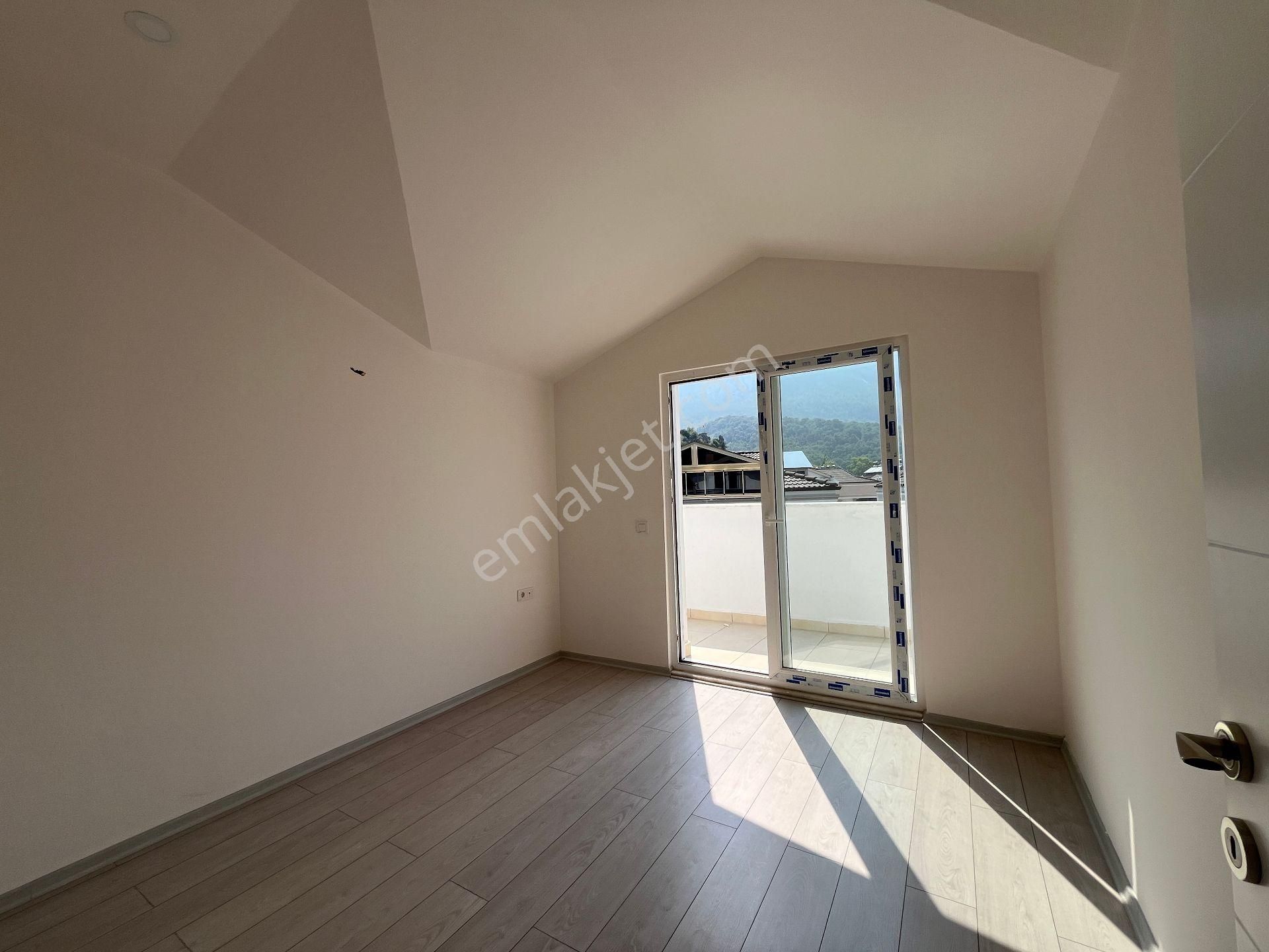 Kuzdere'de Lüx Site İçinde Satılık 4+1 Geniş Daireler - Görsel 21