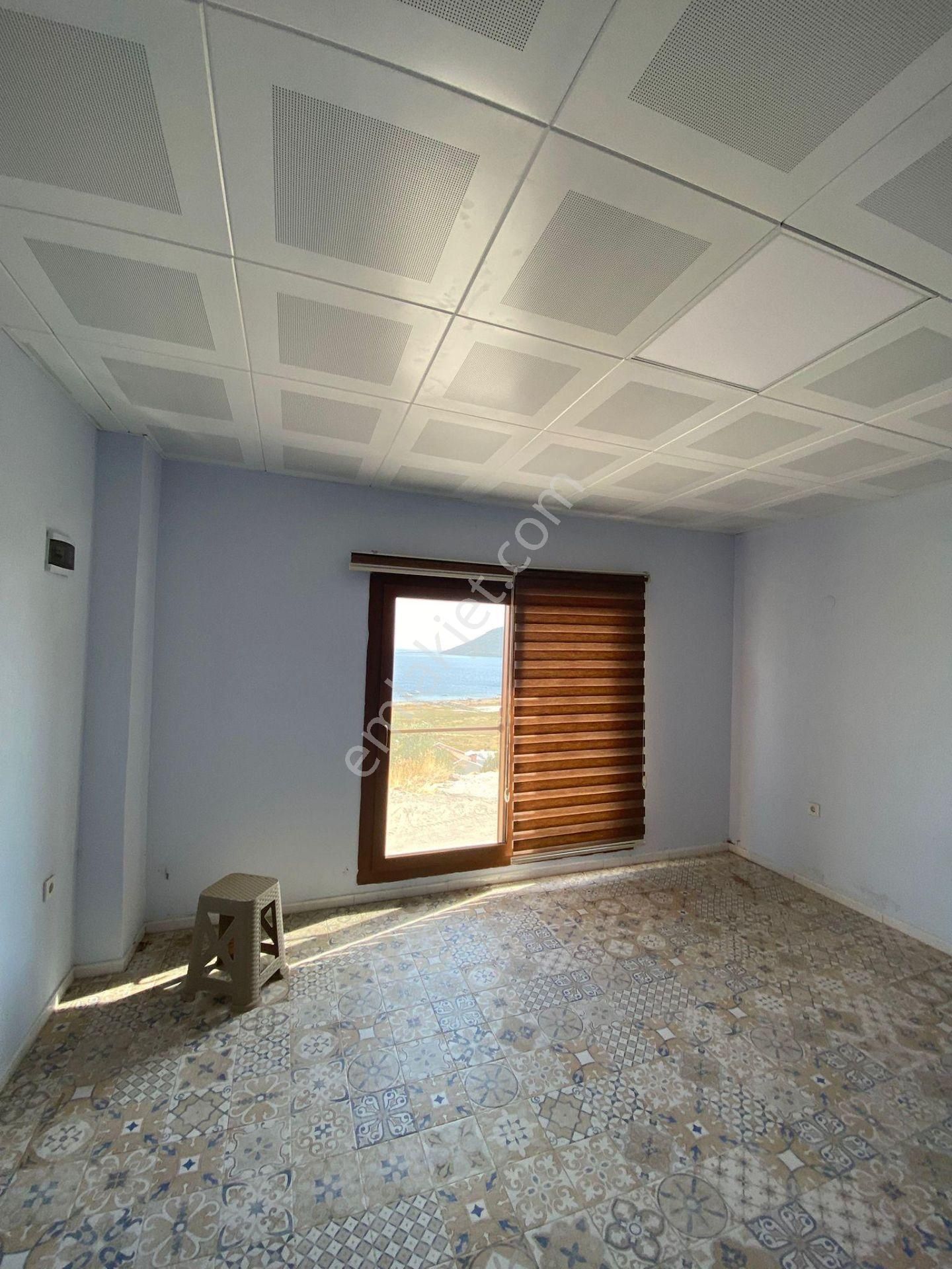 Dikili Çandarlıda Satılık Triblex Villa - Görsel 8