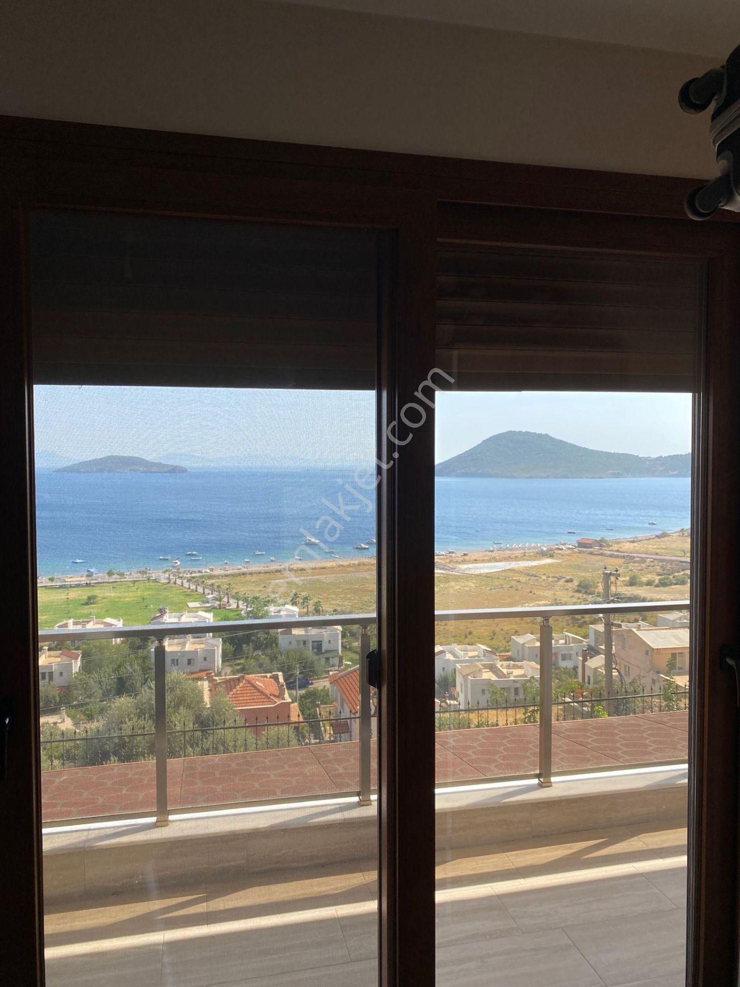 Dikili Çandarlıda Satılık Triblex Villa - Görsel 10