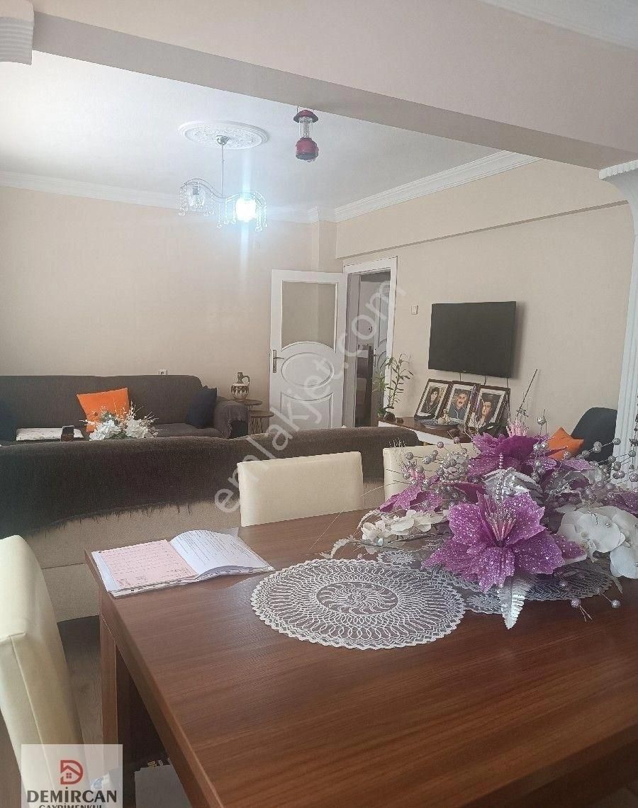 Sincan Lokman Hekim Hst. Yanı Yüksek Giriş Yapılı Satılık 2+1