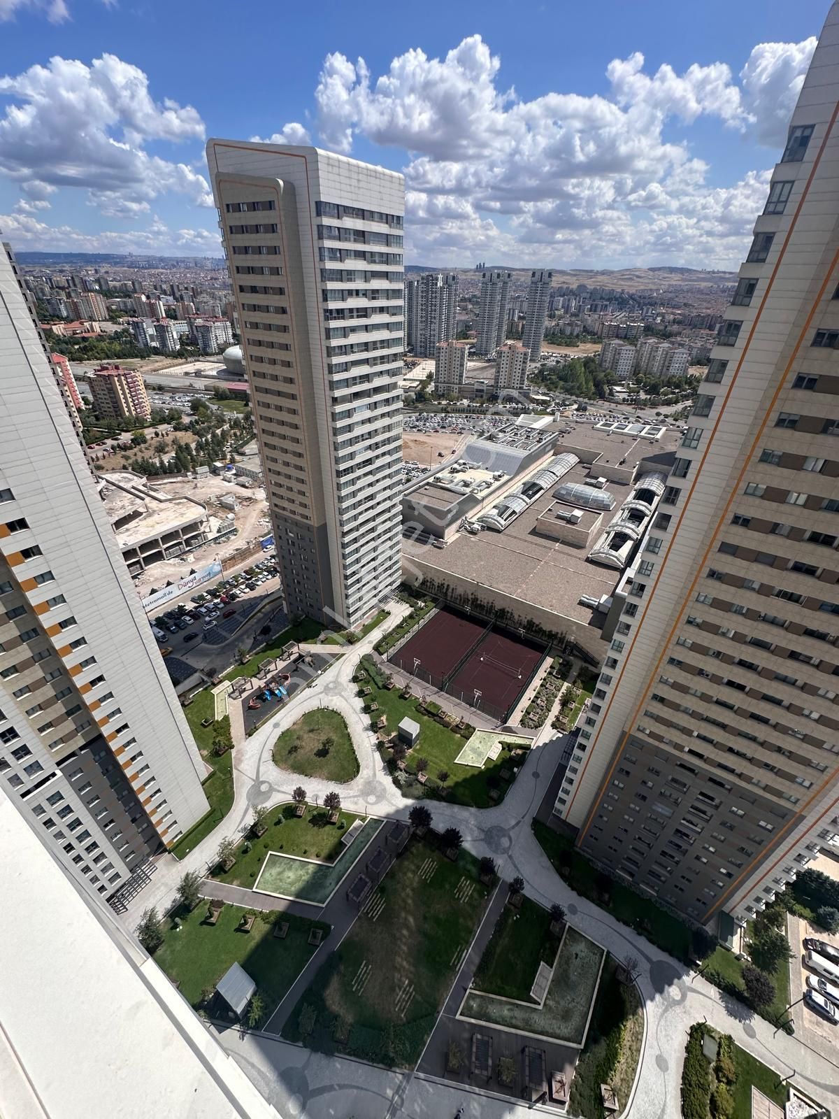 Mç Emlaktan Metromall'da 3+1 25.katta, Cam Balkonlu Kiracılı Daire