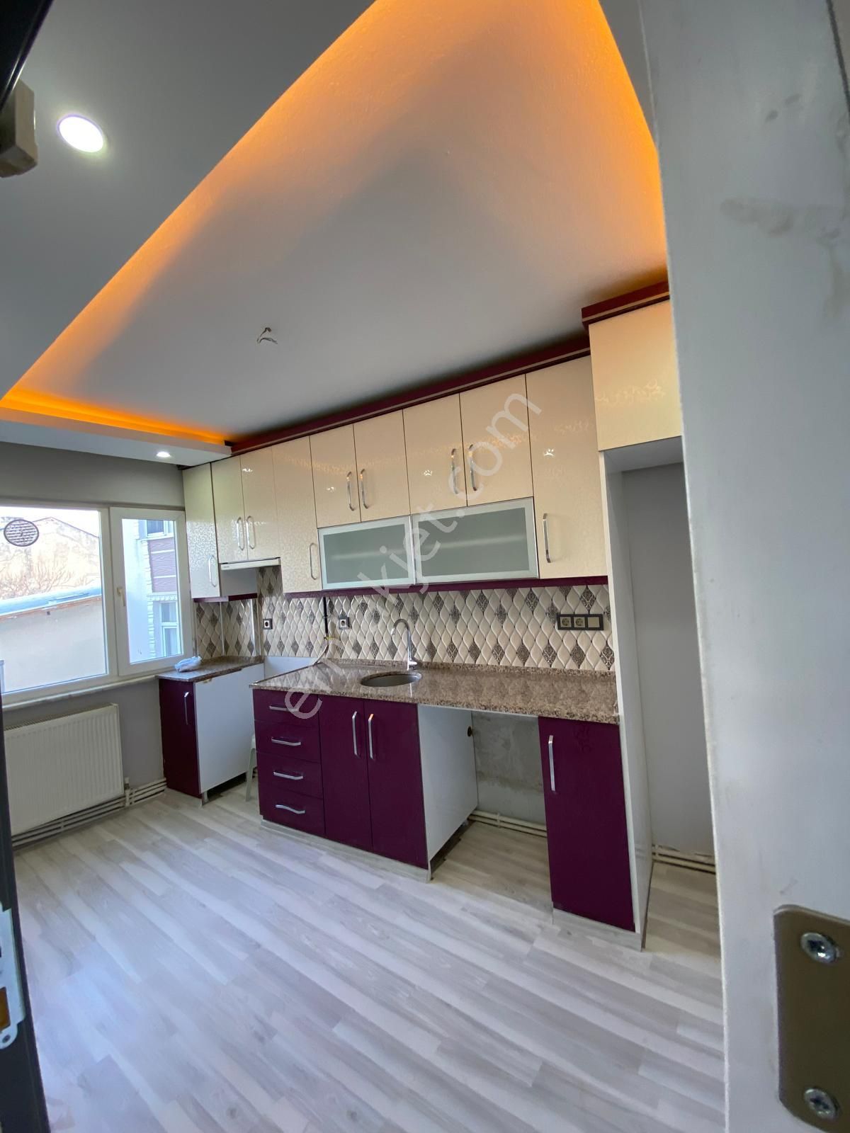 🏡 Ege Mahallesi 🏡 ✅3+1 120 M2 5 Katlının 4 Katı ❇️ Kapalı Mutfak