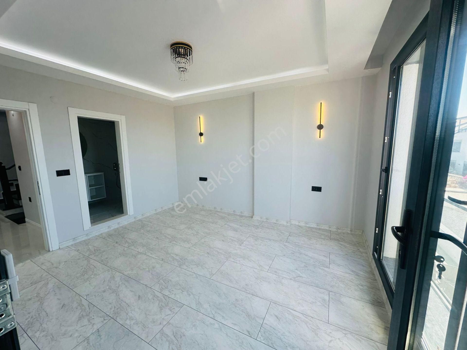 Didim Hisar Mah.deniz Manzaralı 3+1 Açık Mutfaklı Teraslı Sıfır Ve Lüx Trıplex Villamız Satılıktır - Görsel 12