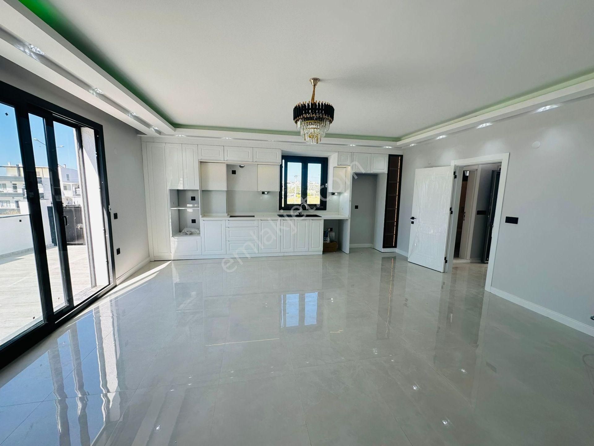 Didim Hisar Mah.deniz Manzaralı 3+1 Açık Mutfaklı Teraslı Sıfır Ve Lüx Trıplex Villamız Satılıktır - Görsel 4