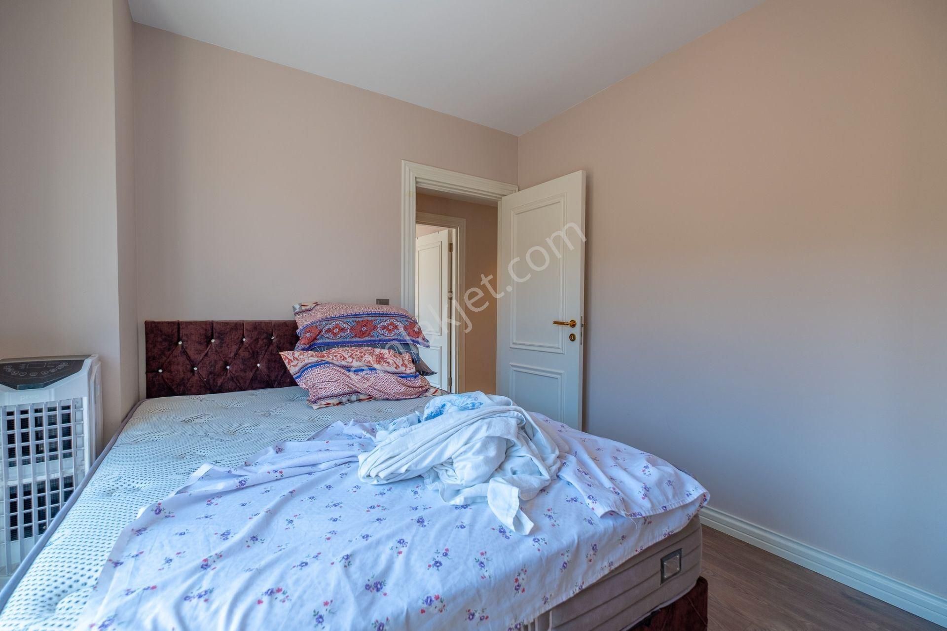 Bahçeşehir 1. Kısımda Satılık Balkonlu Yatay Mimari 3+1 Daire - Görsel 13