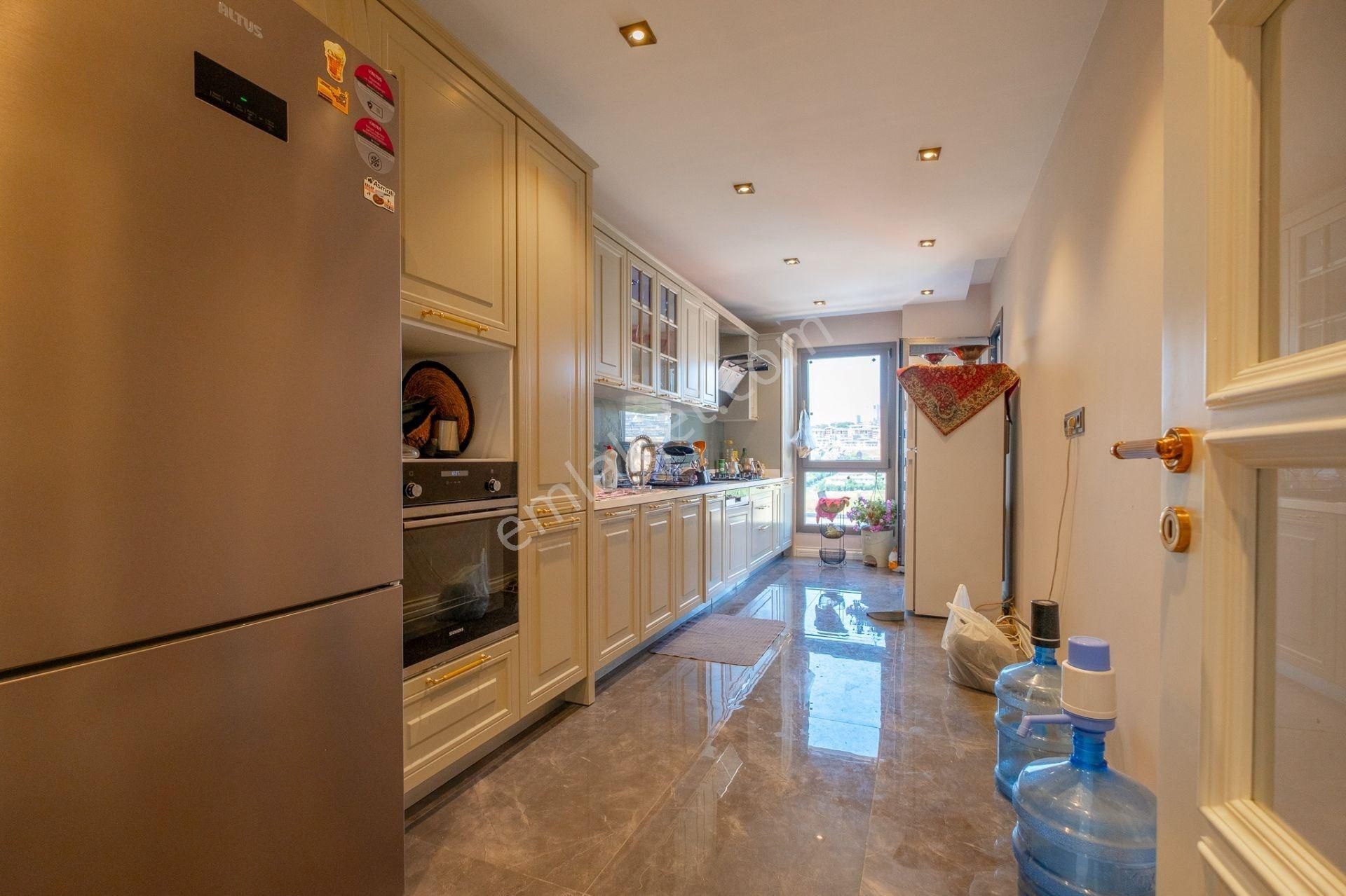 Bahçeşehir 1. Kısımda Satılık Balkonlu Yatay Mimari 3+1 Daire - Görsel 4