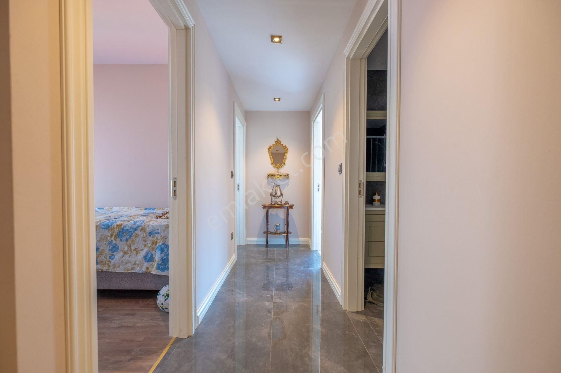 Bahçeşehir 1. Kısımda Satılık Balkonlu Yatay Mimari 3+1 Daire - Görsel 7