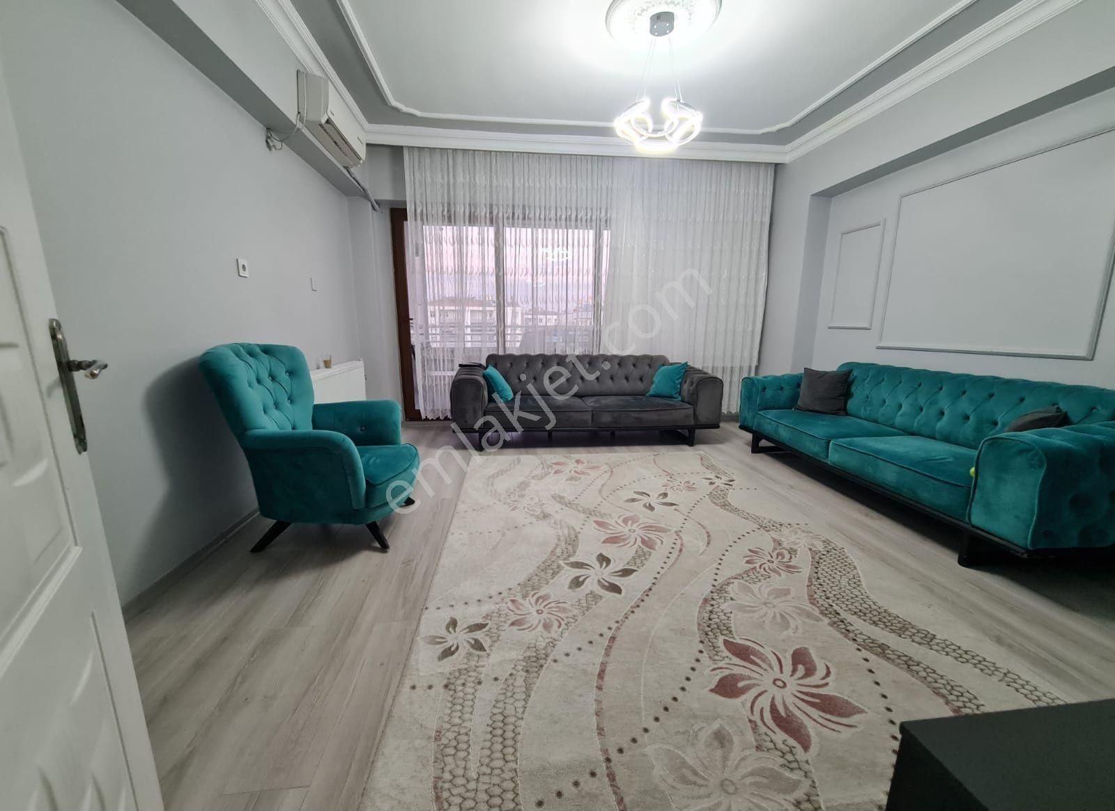 Diclekentin Göbeğinde Satılık 4+1 Ara Kat Daire