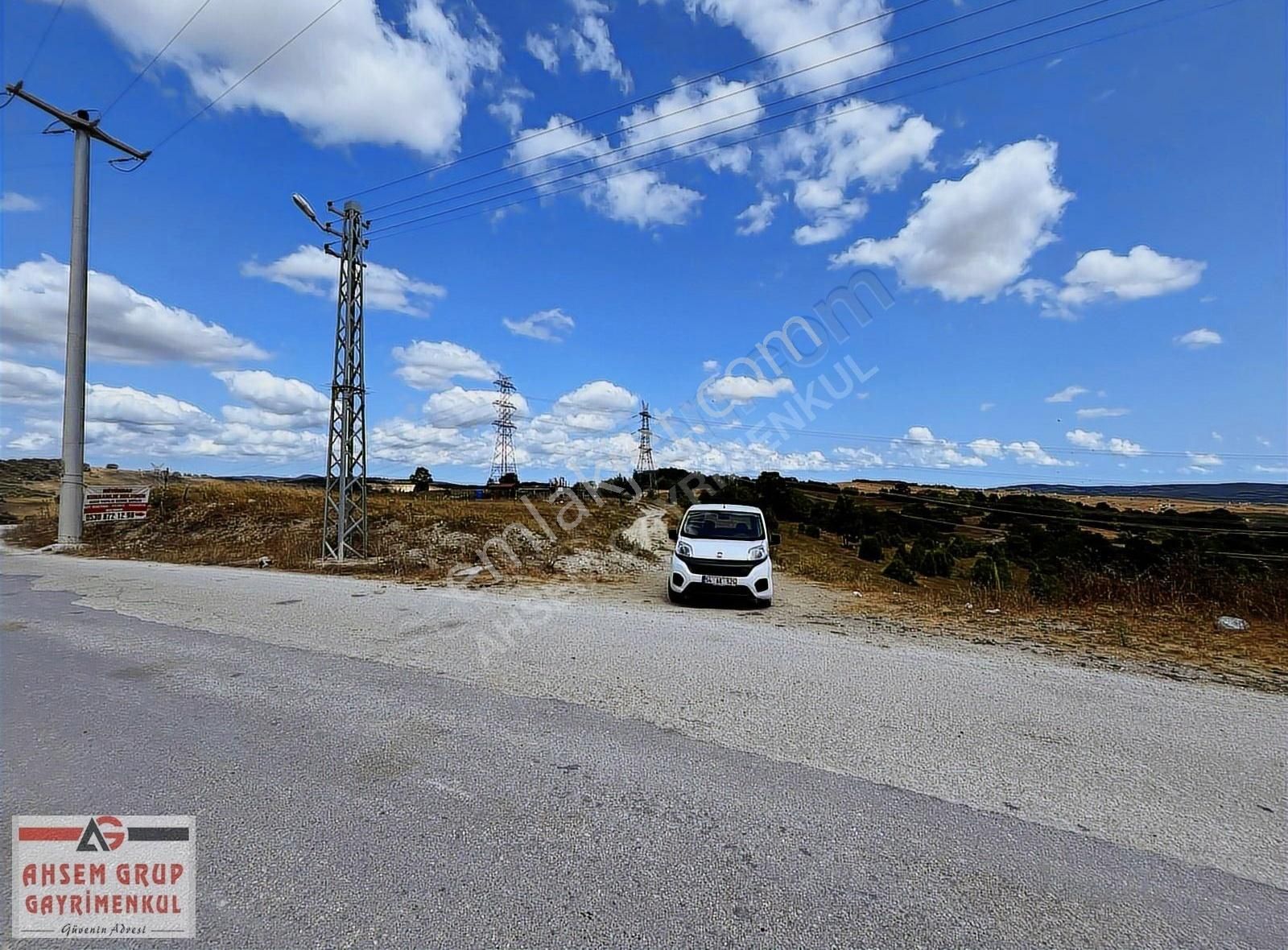 Kandıra'da Asfalt Yola 300m, 1525m² Satılık Arsa!