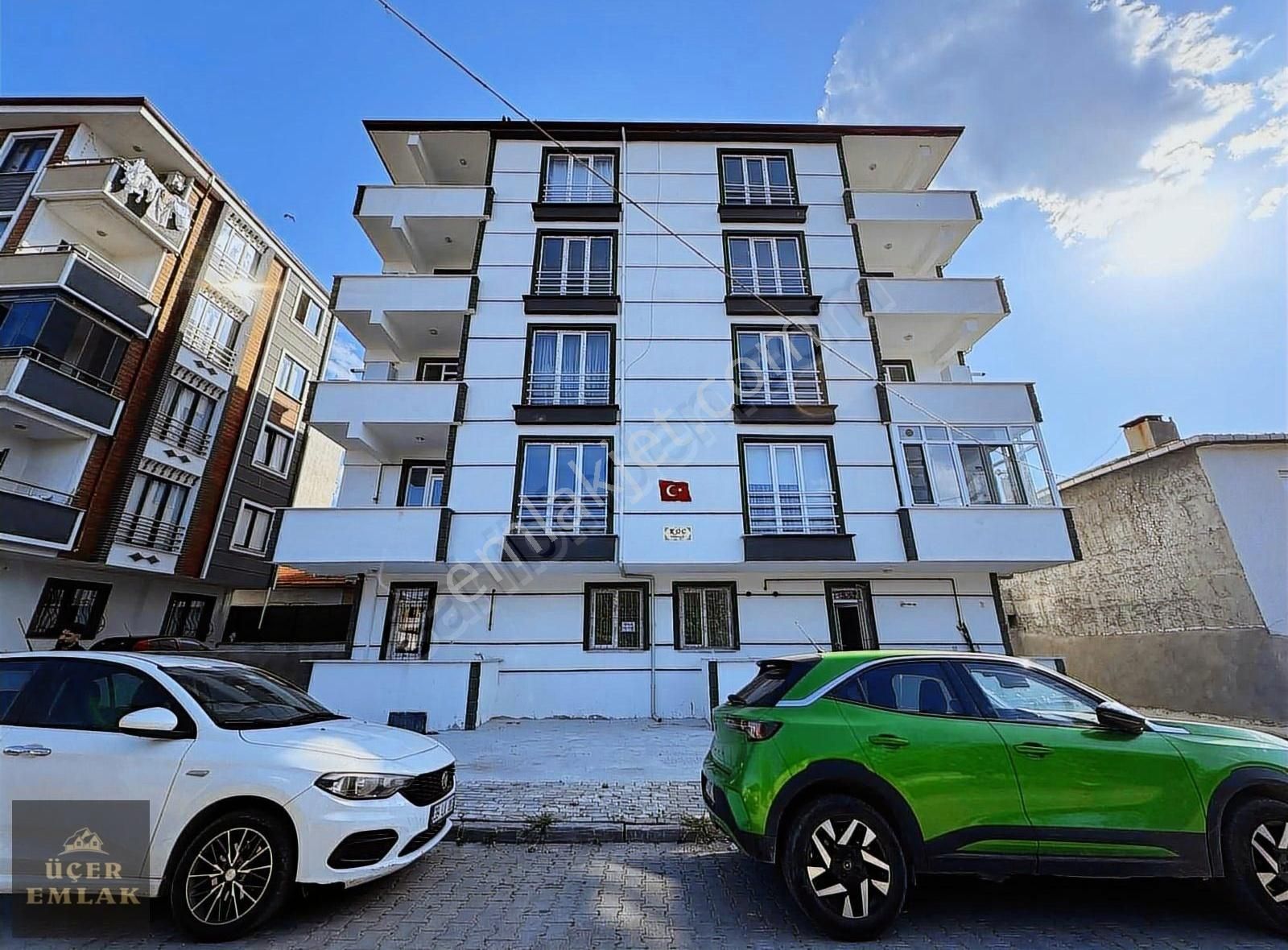 Lüleburgaz Barış Mahallesi 75m2 2+0 Yüksek Giriş Daire Satılık