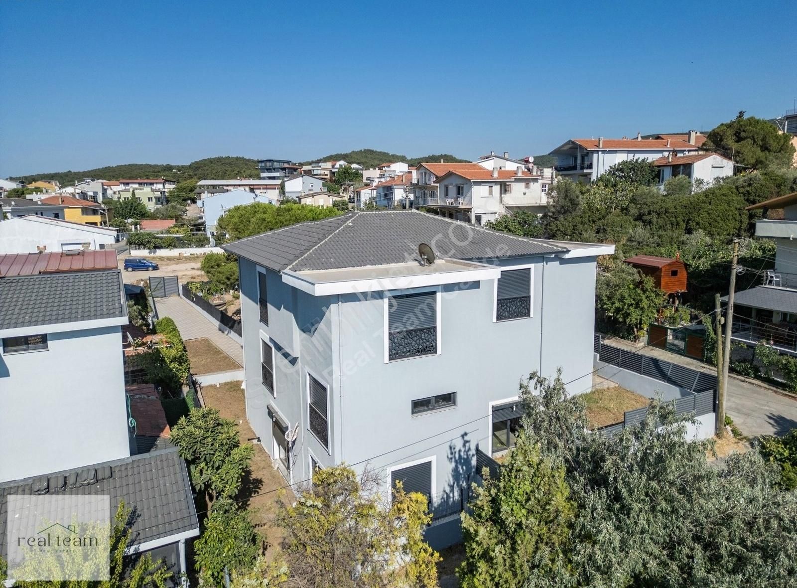 Urla Kalabak' Ta Sahile 200mt Net 160m² Sıfır Boş İkiz Villa - Görsel 9